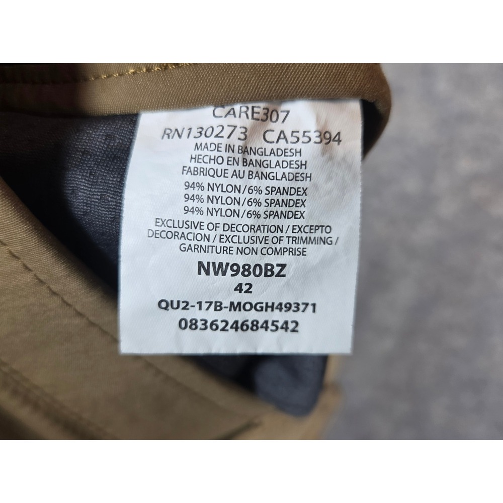 Wrangler Outdoor Series Mens Cargo Shorts Tan Khaki Stretch Size 42 Summer - Picture 7 of 9